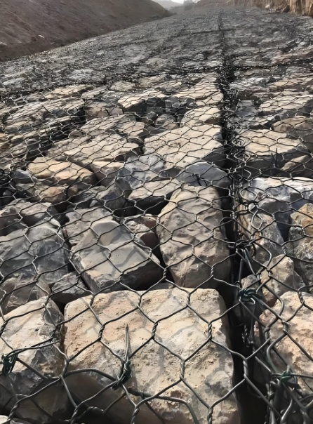 Laatste bedrijfsblogs Geautomatiseerde Gabionnetmachines Versterken Duurzame Bouwprojecten