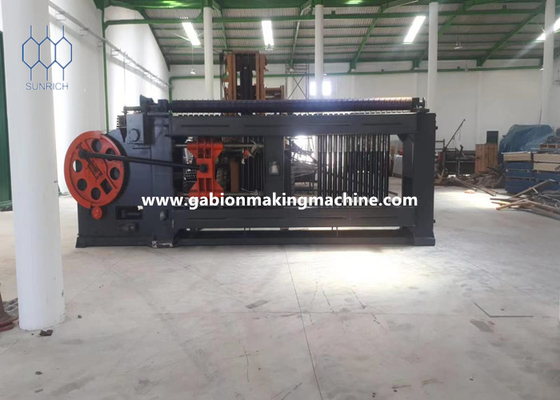 PVC Coating Thickness Adjustable Mesh Length 2m-5m Gabion Machine
