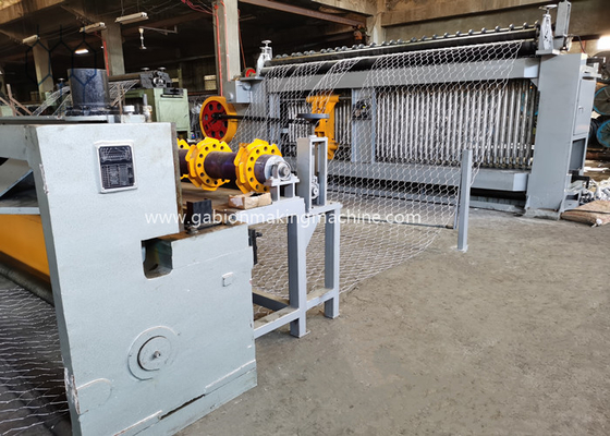 kopen Double Three Twisting Gabion Machine voor PVC bedekte draad 90x130mm Mesh Grootte online vervaardiging