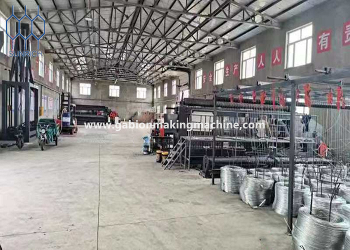 4.0mm 110x135mm Gabion Mesh Machine PLC Servo Motor Control System