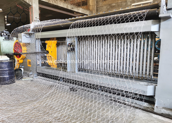 PVC-gecoate gabionmaasmachine voor het aanpassen van de lengte met een productiesnelheid van 165-226 m/h