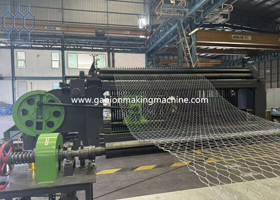Servomotor PLC Touch Screen Control System Gabion Mesh Machine Creëren van sterke 120x150mm Mesh Grootte Draad Mesh Structuren